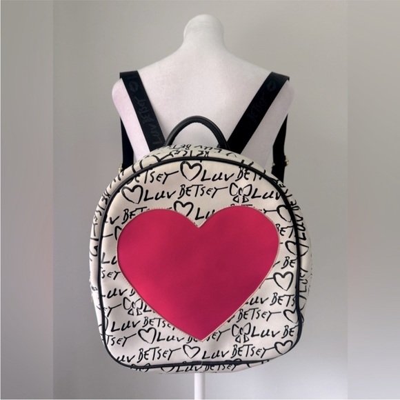 Betsey Johnson LUV Heart Backpack Hot Pink White Black - Picture 2 of 16